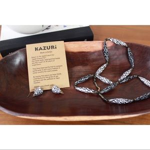 KAZURI hand painted bead necklace & earrings NWOT